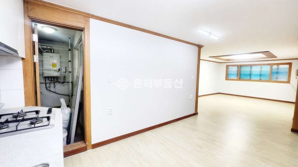 경기 수원장안구 조원동 도배장판함, 사용면적 30평대, 지대높아 2층같은 반지하 월세 매물번호 10179 사진 13