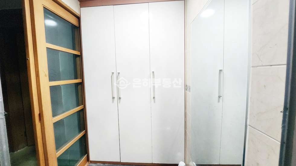 경기 수원장안구 조원동 도배장판함, 사용면적 30평대, 지대높아 2층같은 반지하 월세 매물번호 10179 사진 18