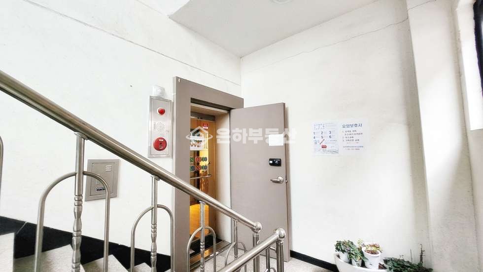 경기 수원장안구 조원동 733-14 (평안빌딩) 월세 약 400만원 , 공실없는 대로변 건물 매매 매매 매물번호 10199 사진 3