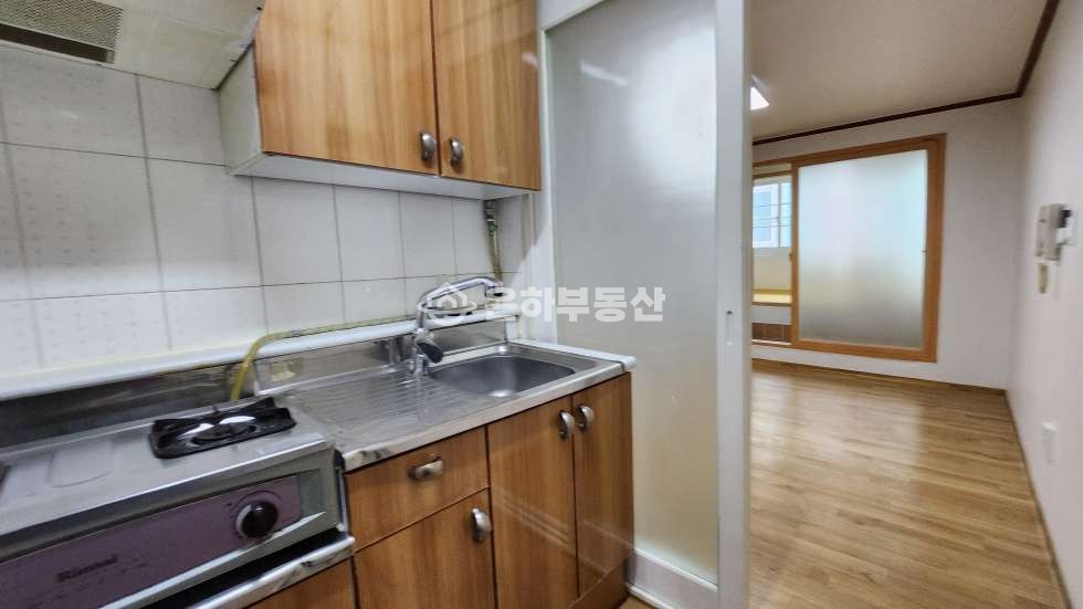 경기 수원장안구 조원동 종합운동장사거리 도보 13분 발코니 공간 넓은 원룸 월세 매물번호 10217 사진 9
