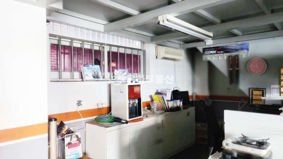 경기 용인기흥구 동백동 사진O,전용42p,1층 무권리,자동차수리점 라인, 배후수요탄탄 월세 매물번호 10230 사진 6
