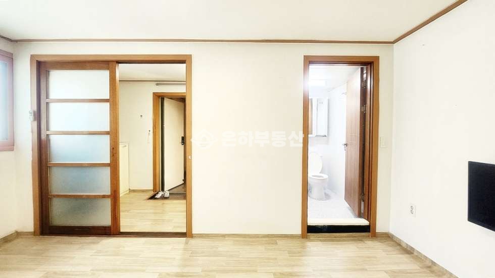 경기 수원장안구 조원동 층간소음 없는 풀옵션 분리형 옥탑원룸 월세 매물번호 10244 사진 2