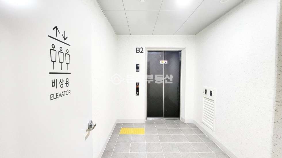경기 수원영통구 원천동 썬큰구조로 밝은 전용20p 호실, 가성비 굿 월세 매물번호 10305 사진 12