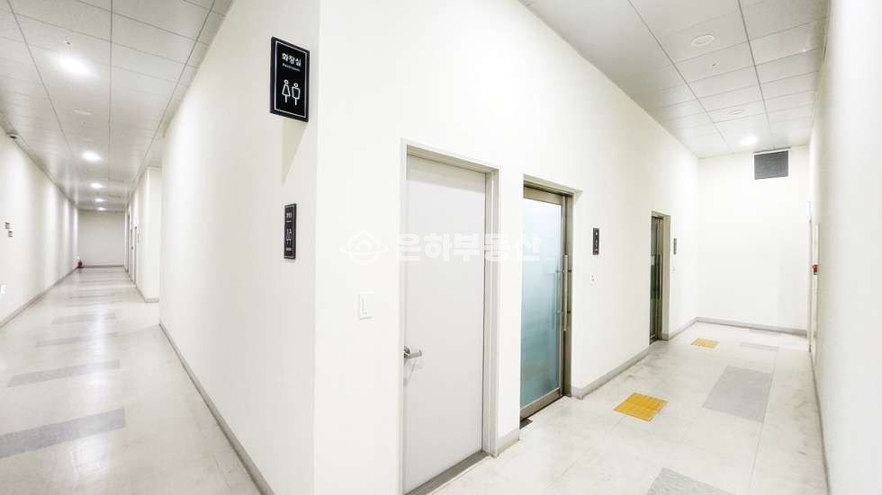 경기 수원영통구 원천동 썬큰구조로 밝은 전용20p 호실, 가성비 굿 월세 매물번호 10305 사진 14