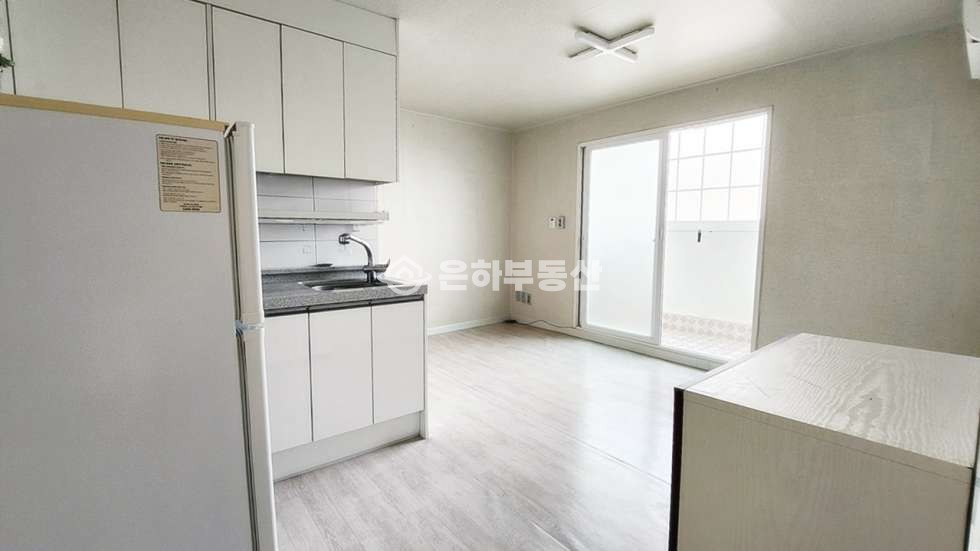 경기 수원장안구 조원동 원룸단지 초입 남향 , 즉시 입주가능한 풀옵션 원룸 월세 매물번호 10322 사진 1