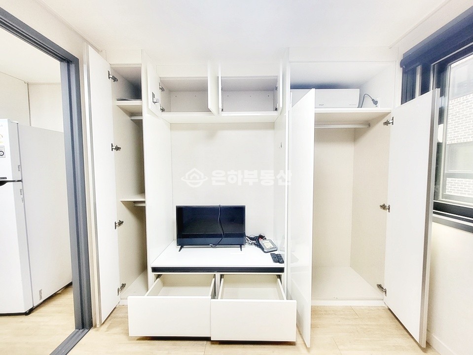 경기 수원팔달구 북수동 보증보험가입해놓은 장안문 인근 풀옵션 1.5룸 월세 매물번호 10288 사진 3