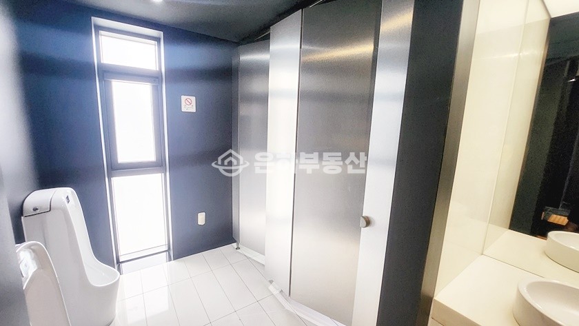 서울 강남구 역삼동 센터필드 사거리 전용91평 단독층, 스타렉스까지 주차가능한 사무실임대 월세 매물번호 10049 사진 12