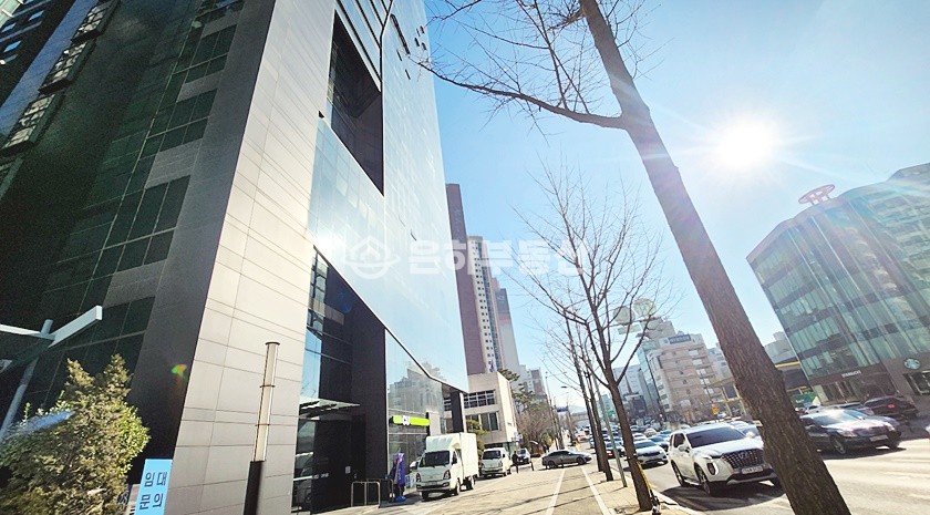 서울 강남구 역삼동 층고높은 전용96평 단독층, 스타렉스까지 주차가능한 사무실임대 월세 매물번호 10050 사진 10