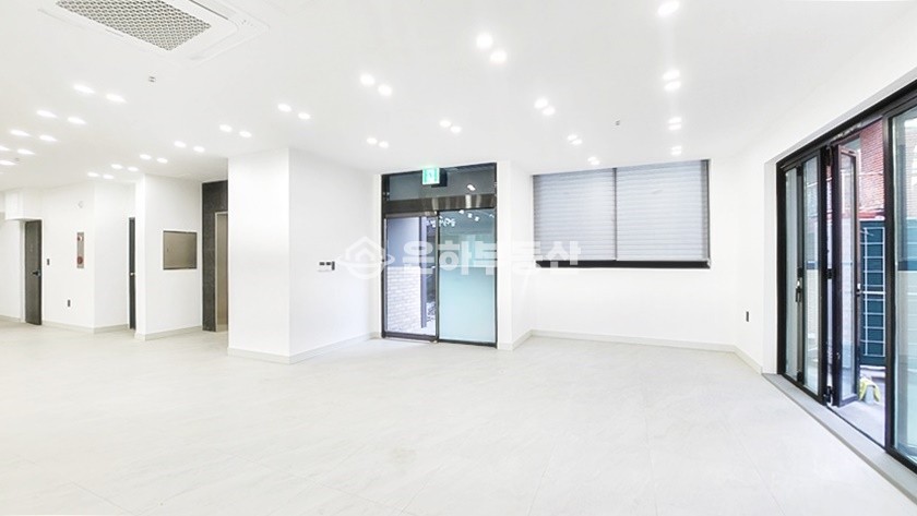 서울 강남구 논현동 언주역, 신논현역 도보 가능 무권리 주차가능 월세 매물번호 10064 사진 5