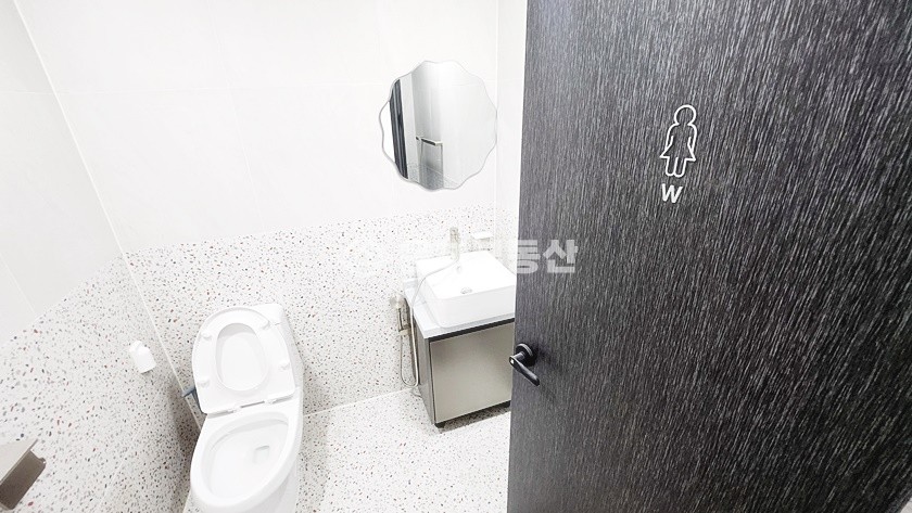 서울 강남구 논현동 언주역, 신논현역 도보 가능 무권리 주차가능 월세 매물번호 10064 사진 8