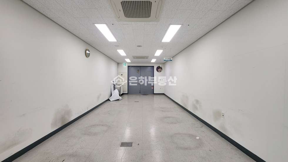 경기 의왕시 삼동 745 (의왕테크노파크 더리브 비즈원) 1동 전용 12평 의왕역 도보10분 사무실 월세 매물번호 10073 사진 2