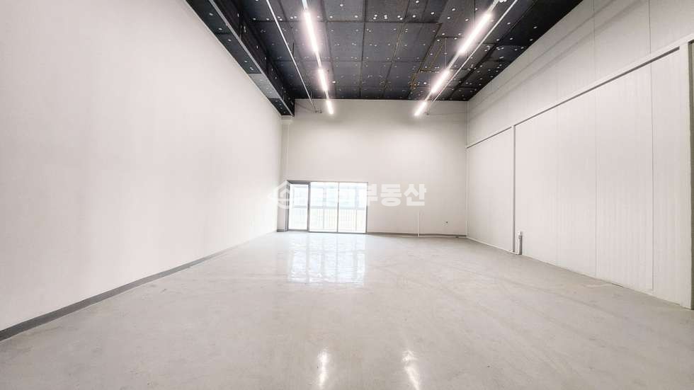 경기 수원영통구 원천동 층고6m 전용 27평 도어투도어 가능한 공장,사무실,창고 임대 월세 매물번호 10133 사진 7