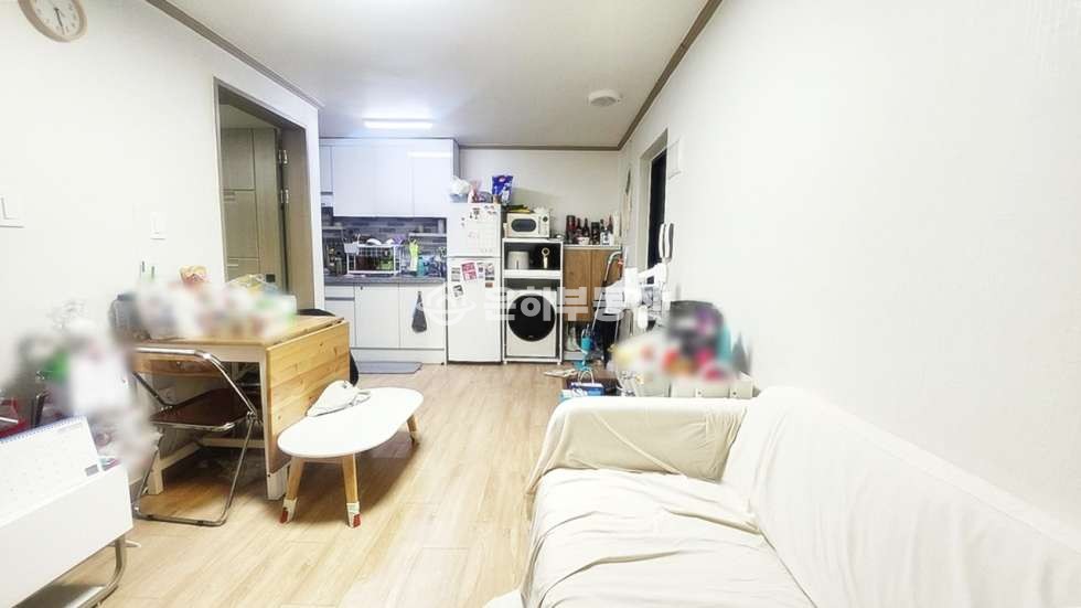경기 수원장안구 파장동 광역버스 라인 접근 우수, 리모델링한 거실있는 분리형 원룸 전세 매물번호 10118 사진 1