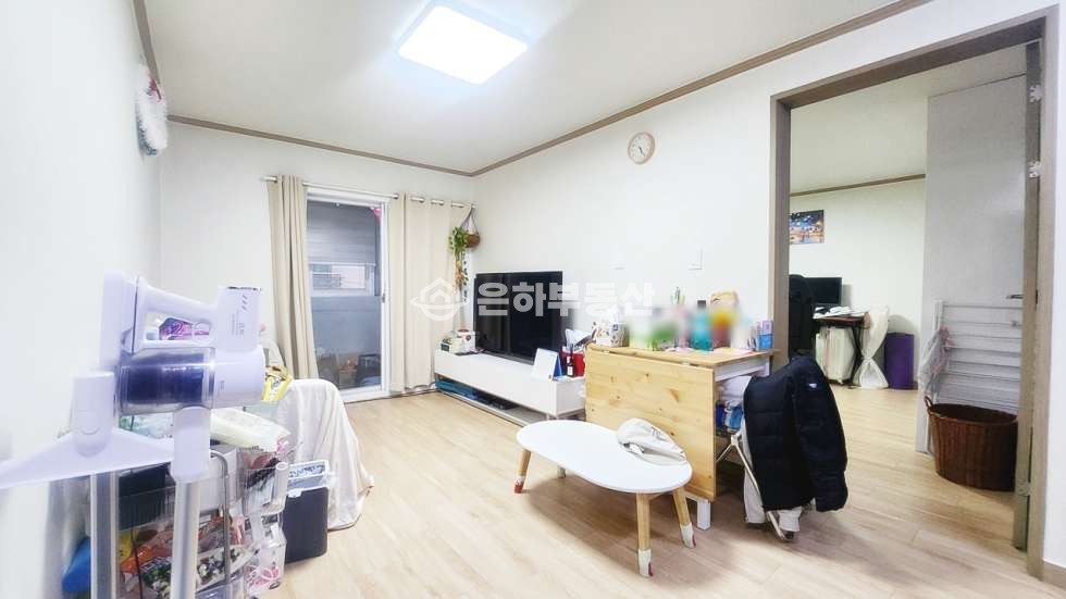 경기 수원장안구 파장동 광역버스 라인 접근 우수, 리모델링한 거실있는 분리형 원룸 전세 매물번호 10118 사진 2