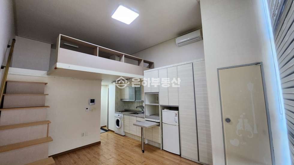 경기 군포시 부곡동 즉시 입주가능한 풀옵션 복층형 2룸오피스텔 월세 매물번호 10153 사진 1